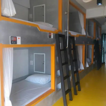The Port Hostel Surat Thani Exterior photo