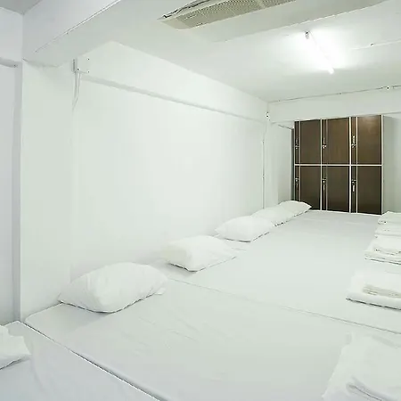 The Port Hostel Surat Thani Exterior photo
