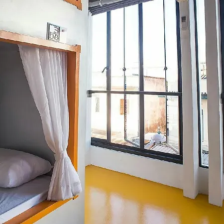 The Port Hostel Surat Thani Exterior photo